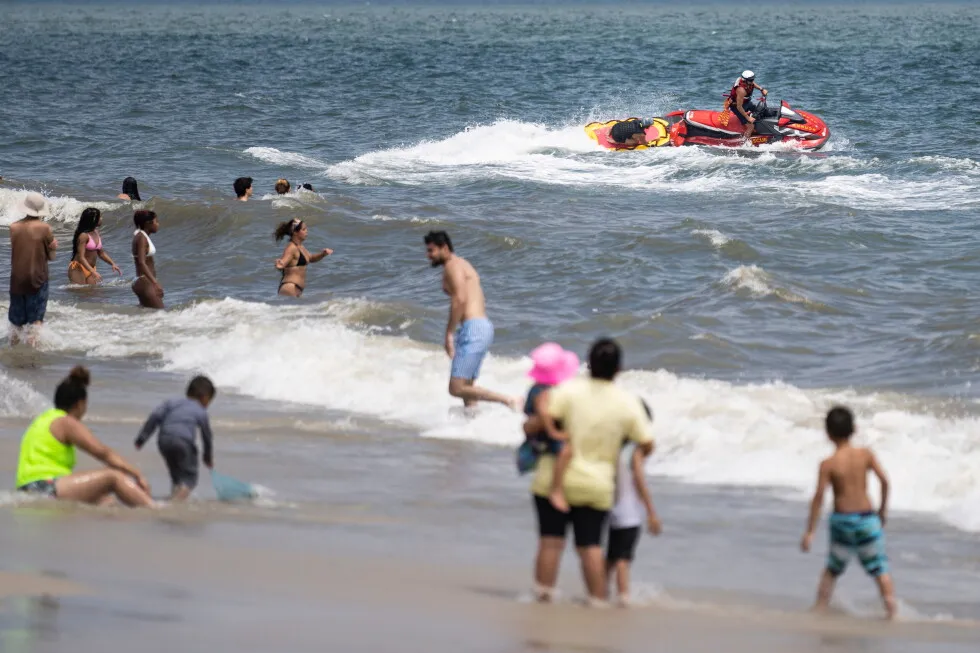 Swimmer bitten on the foot at New York City beach in a suspected shark attack