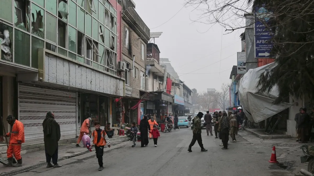 ISIL claims Kabul attack on Chinese restaurant that killed seven people