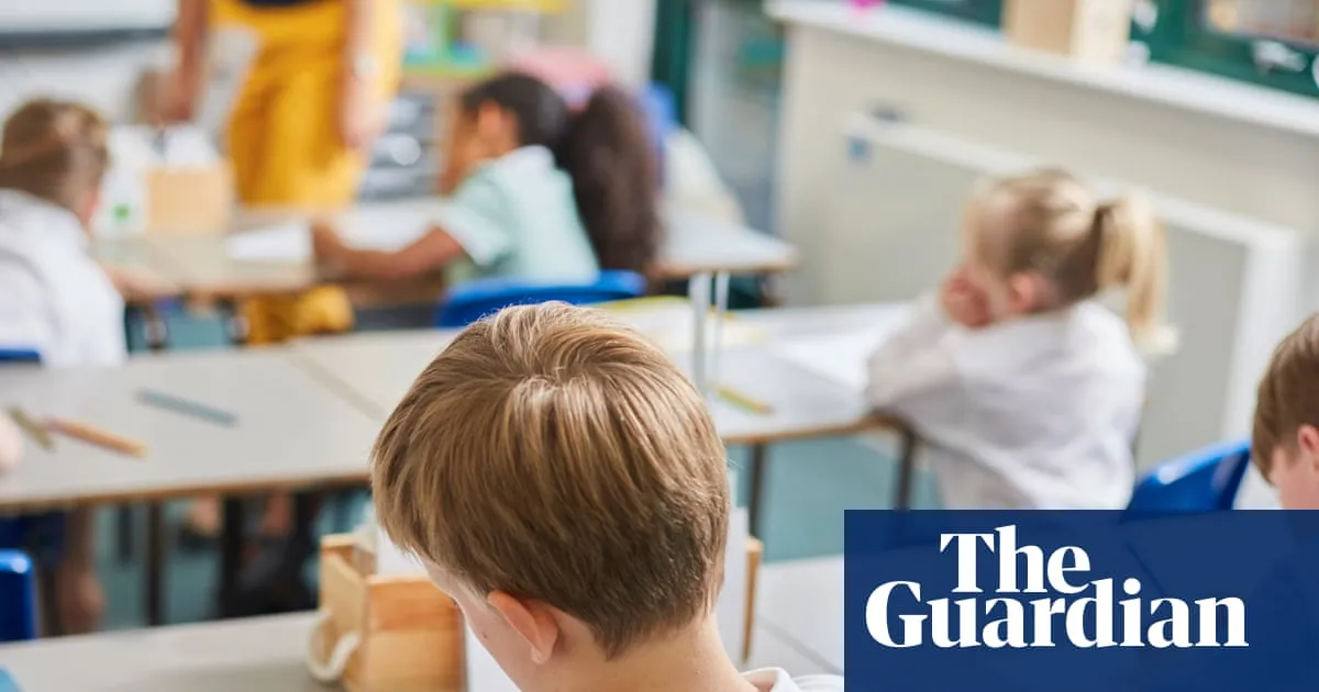 Third of disadvantaged white pupils in England leave primary school without being able to read properly