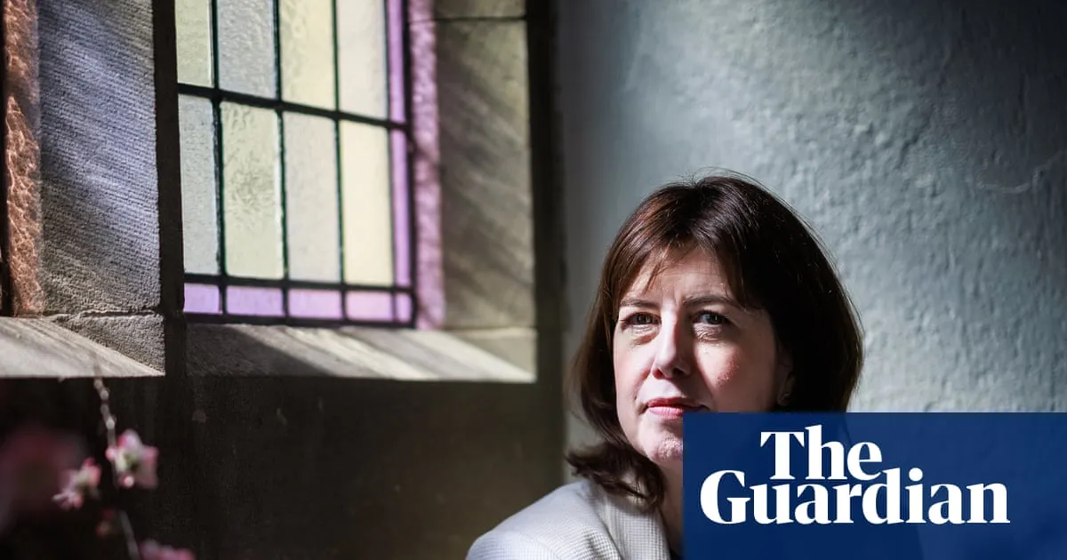 Burnham will change No 10 ‘boys club’ briefing culture, says Lucy Powell