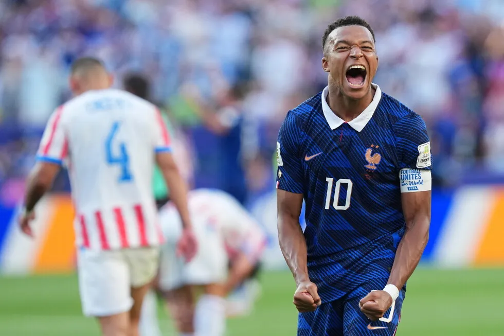 Kylian Mbappé of France scores 19th career World Cup goal, 1 behind Golden Boot rival Messi