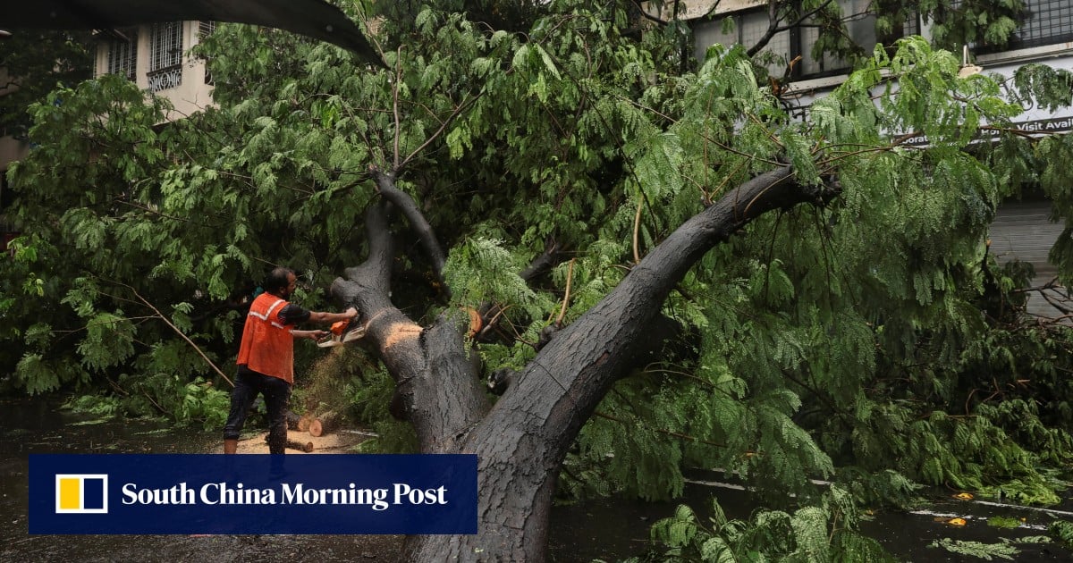 6 killed in Mumbai building collapse as monsoon rains batter India