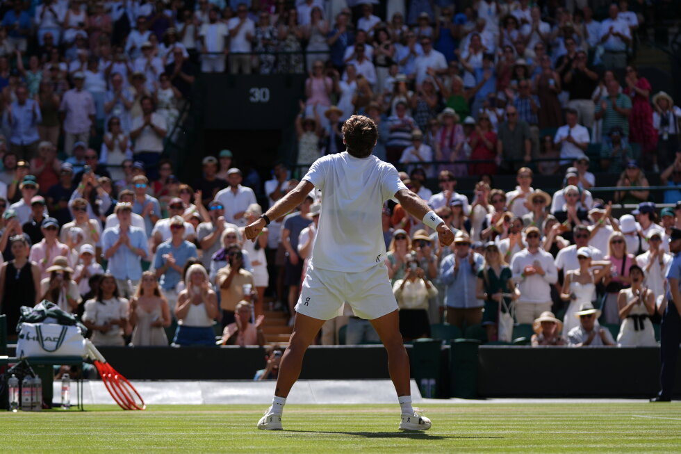 Jasmine Paolini beats Alexandra Eala to reach Wimbledon quarterfinals. Flavio Cobolli also wins