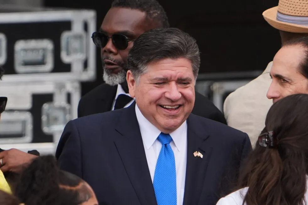 Pritzker signs landmark AI regulation bill that aims to mitigate risks
