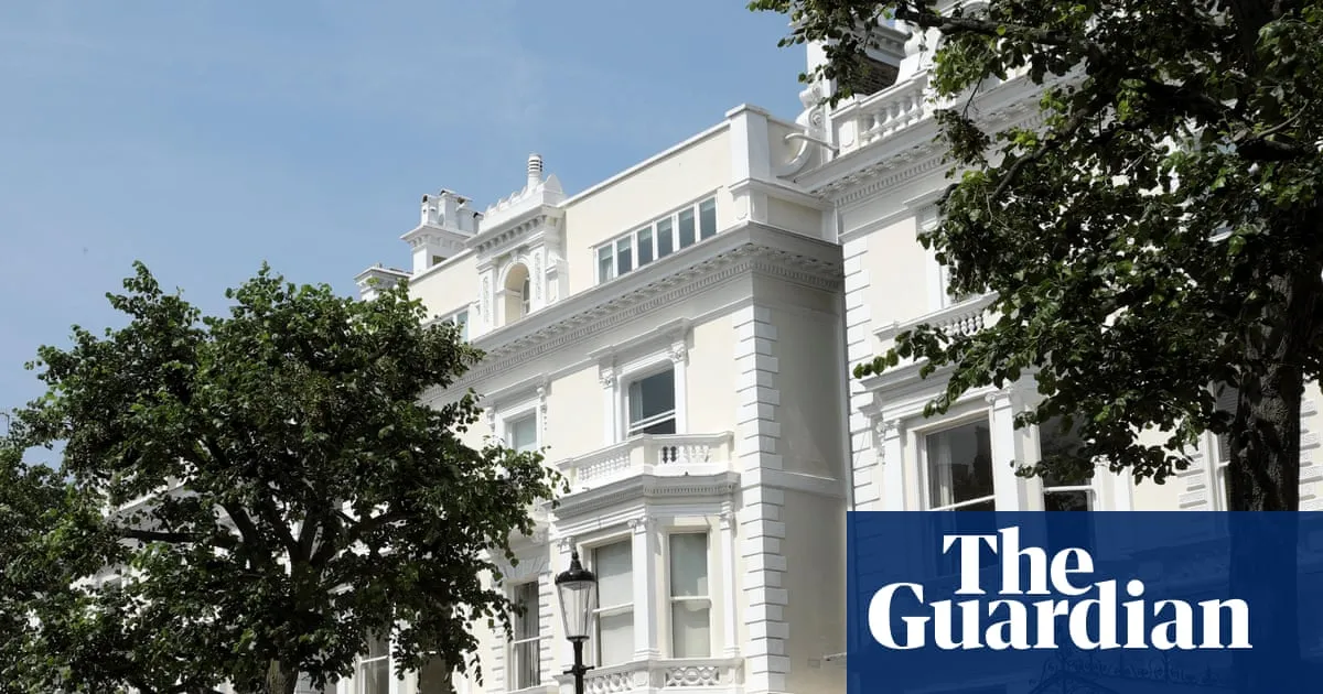 Almost no progress made on UK regional household income divide in 30 years, report finds