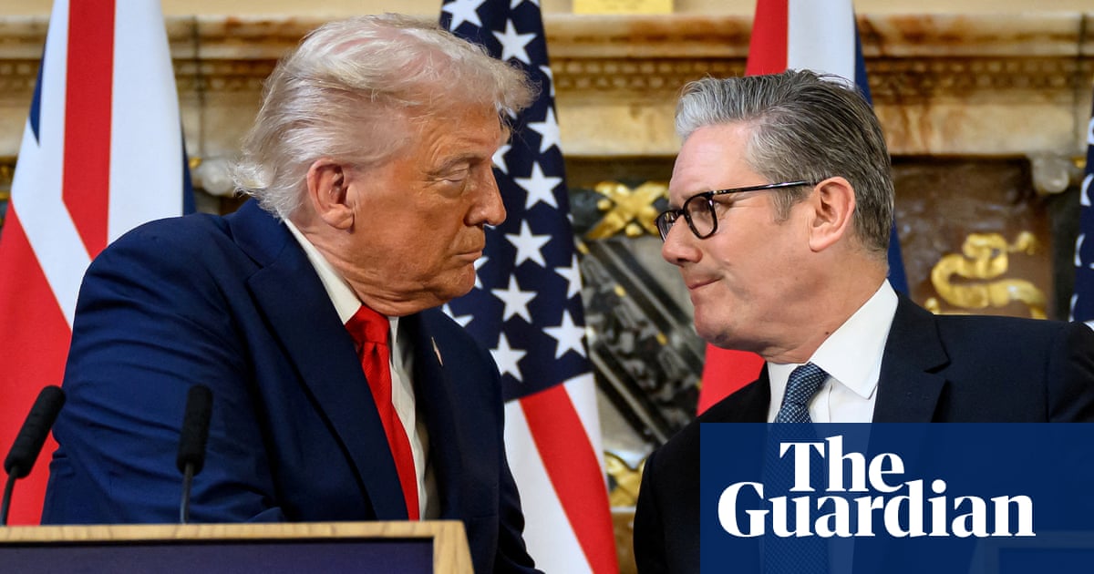 Starmer’s ‘keep calm’ Trump diplomacy bets on influence over popularity