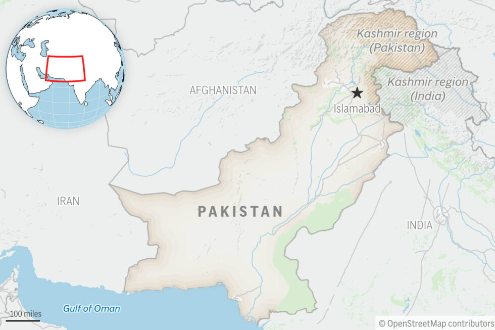Pakistan military says insurgents killed 18 abducted policemen and 11 soldiers in separate attacks