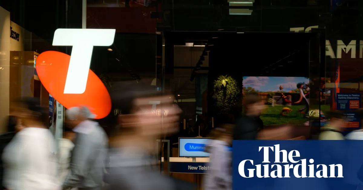 Telstra glitches continue as ‘secondary’ outage hits triple-zero calls and regional trains remain stranded