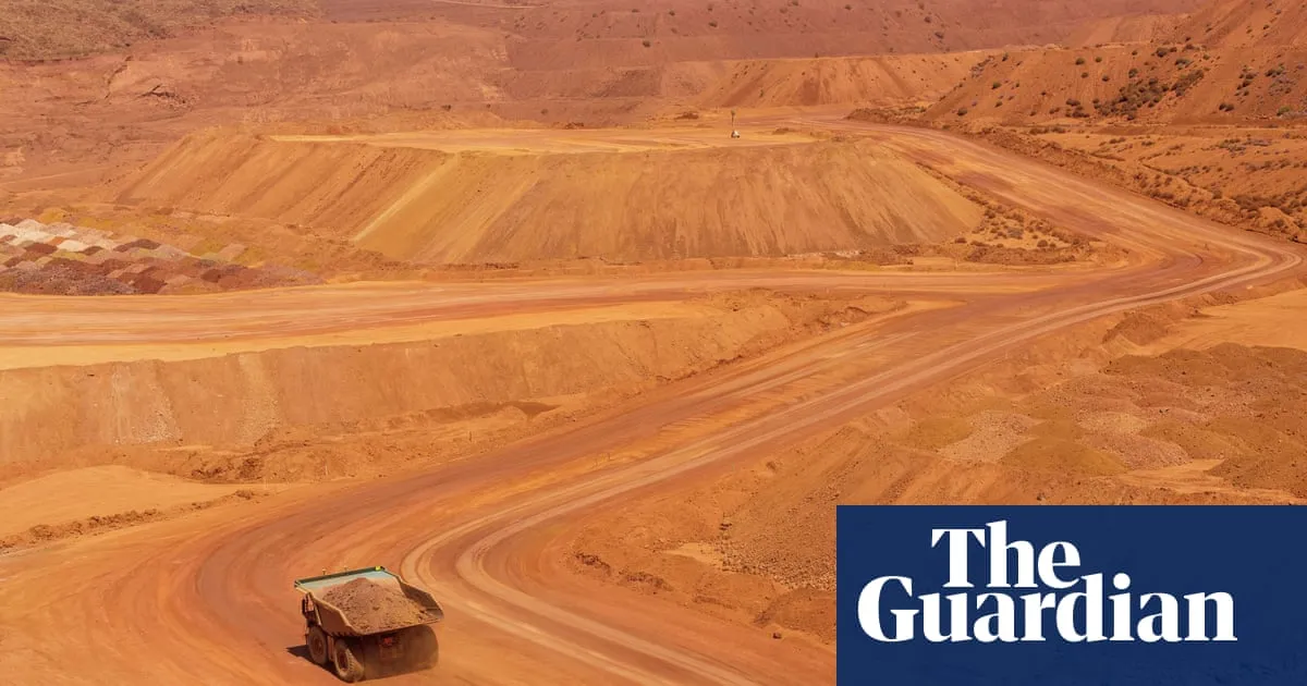 Former top BHP economist urges tougher government policies to push miners to decarbonise