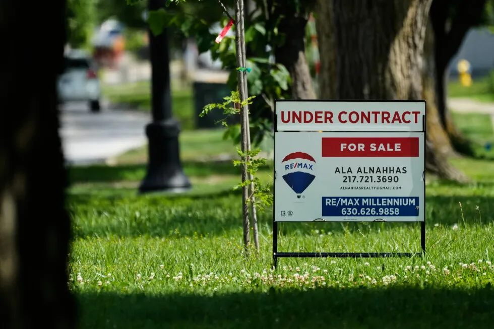Average 30-year US mortgage rate rises to 6.49%, pushing up homebuyers’ borrowing costs
