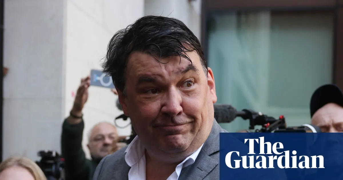 Graham Linehan gets £25,000 compensation and an apology from Met police after arrest
