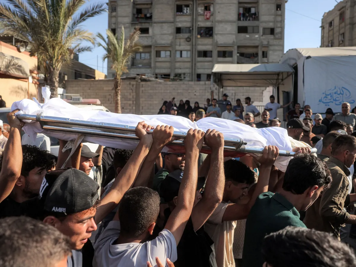 Israeli attacks on Gaza kill 10 people in 24 hours despite ‘ceasefire’