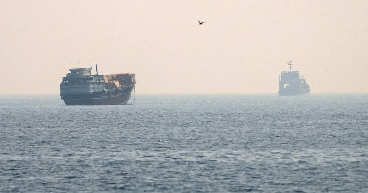 Strait of Hormuz traffic plunges as US, Iran resume fighting