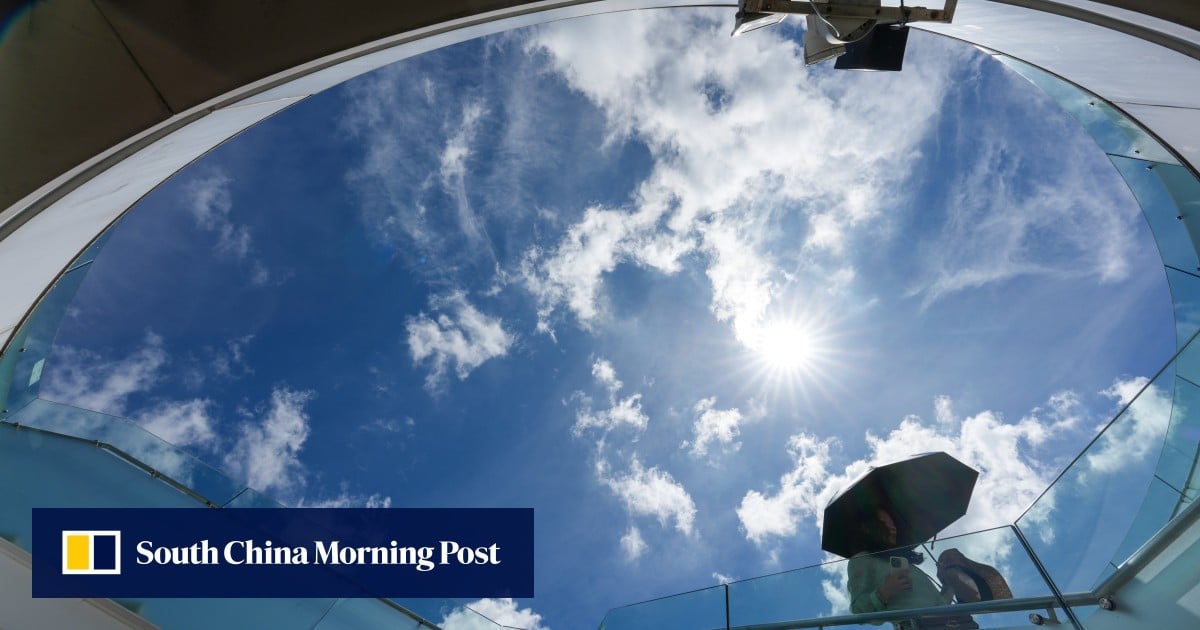 ‘Extremely hot’ weather in Hong Kong over the weekend as Typhoon Bavi subsides