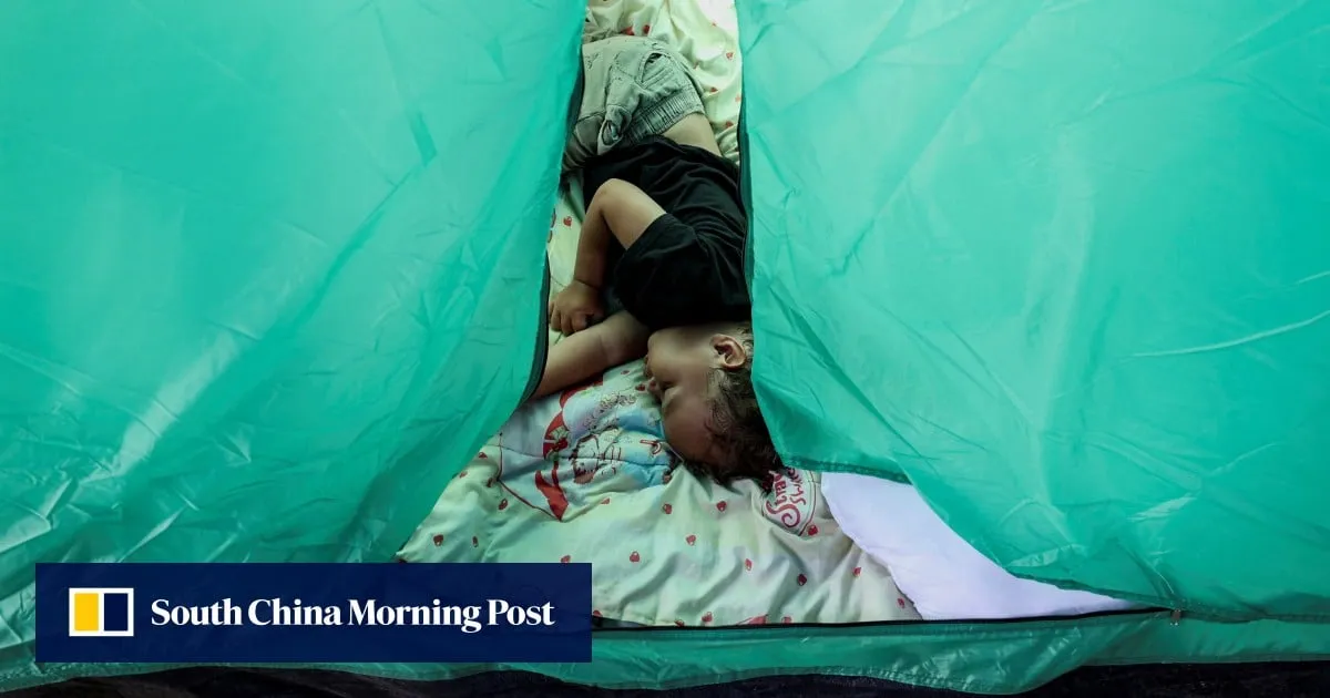 Quake-hit Venezuela faces looming health threats as survivors crowd shelters