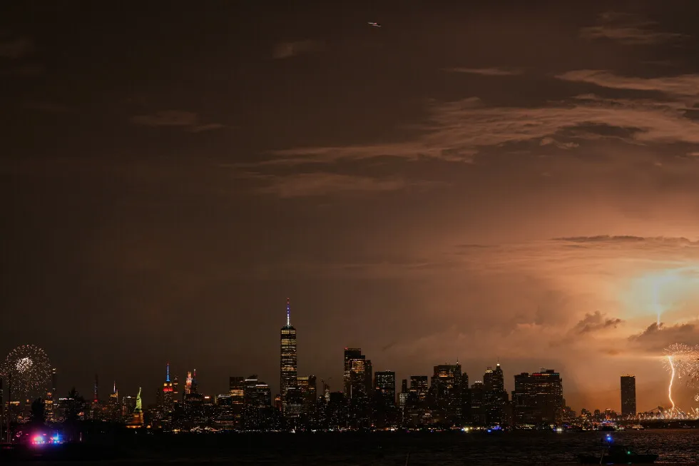 How this photographer’s second camera caught a blast of lightning among the fireworks