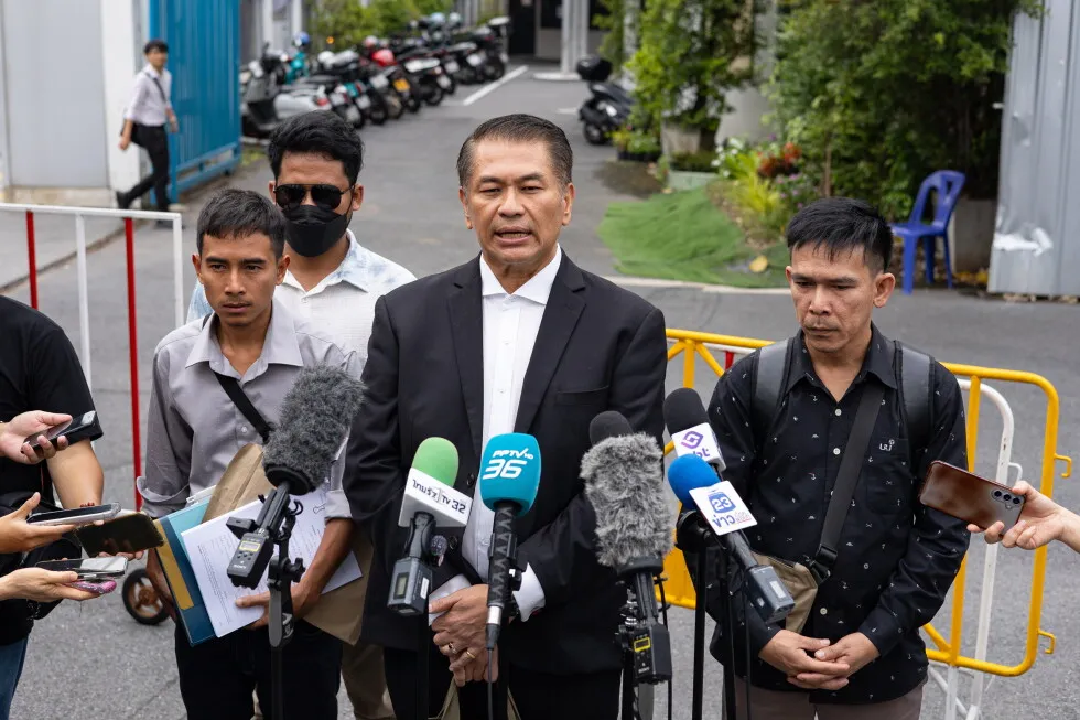 Seafarers attacked in the Strait of Hormuz sue shipping company in Thailand