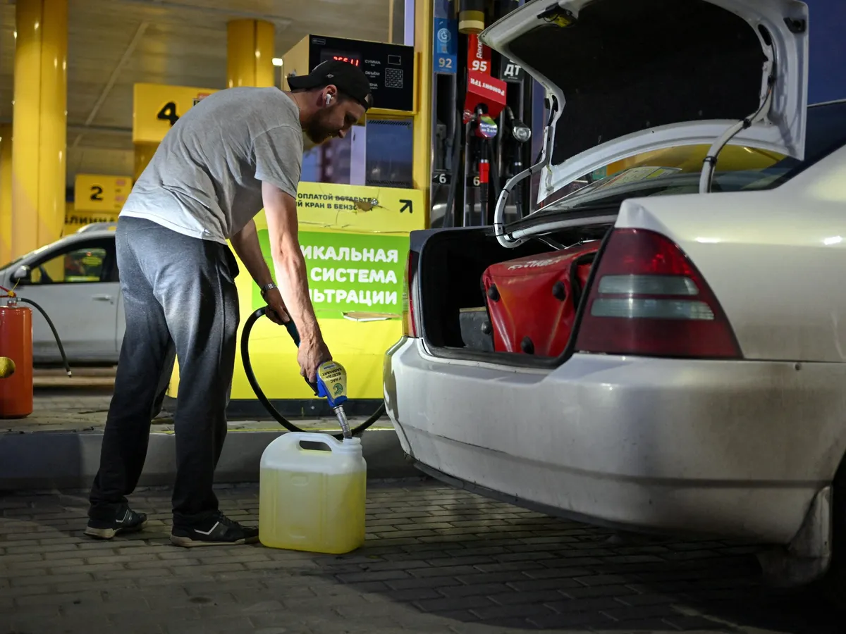 Ukraine chokes fuel to Crimea, Russian consumers, targeting military supply