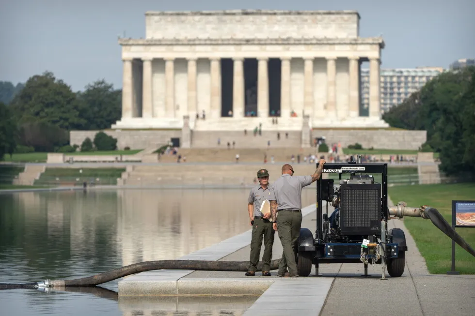 Crews are draining the Lincoln Memorial Reflecting Pool again as part of Trump’s troubled revamp