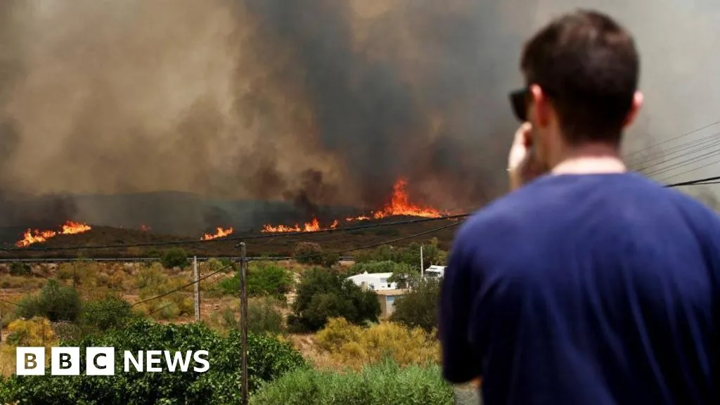 'Really frightening, unbelievably quick': Witnesses describe fleeing deadly Spain wildfire