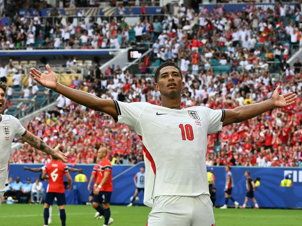 Bellingham scores twice as England beat Norway 2-1 to reach World Cup semis