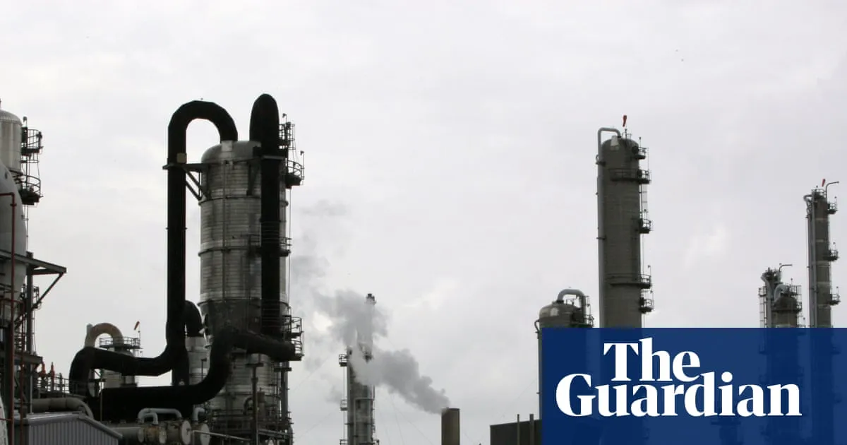 Trump officials accused of stacking top chemical safety board with industry ‘mouthpieces’