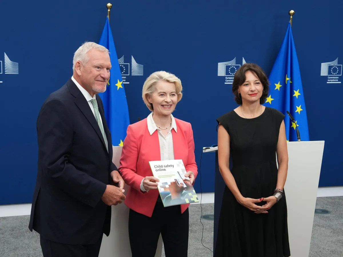 What is the EU’s plan to cut trade with illegal Israeli settlements?