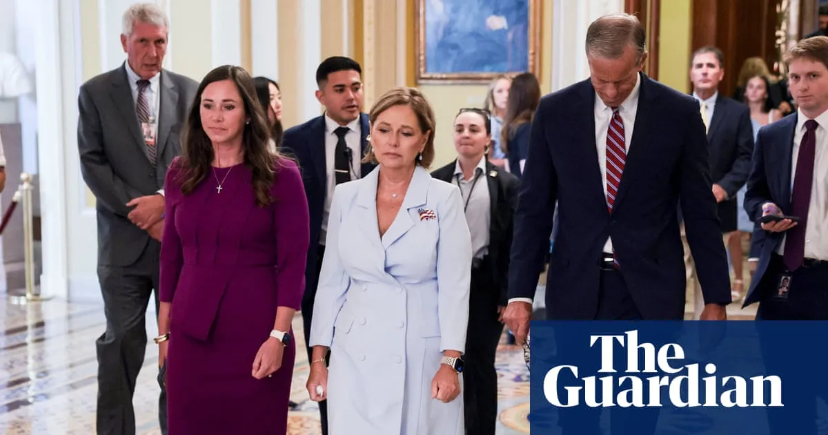 Darline Graham, sister of Lindsey Graham, sworn in to fulfill his Senate term