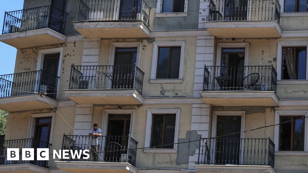 Three killed as Russian bombing of Odesa continues