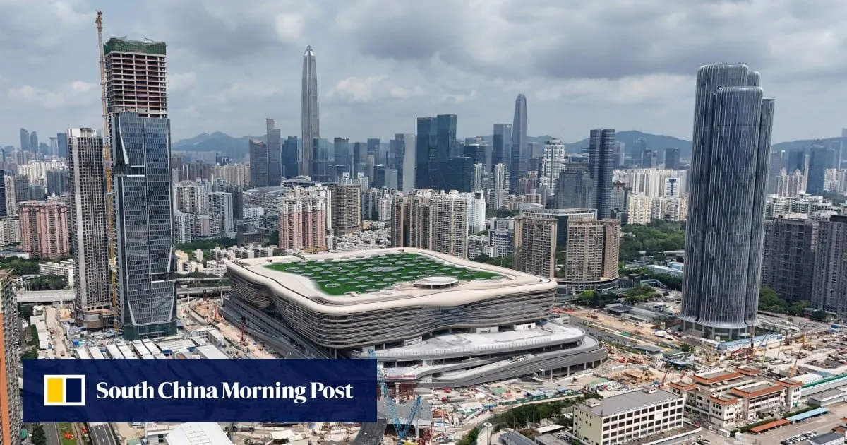 Promote Huanggang Port crossing system and improve bus parking, authorities urged