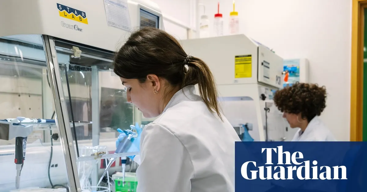 UK economy grew by 0.1% in May despite impact of Iran war