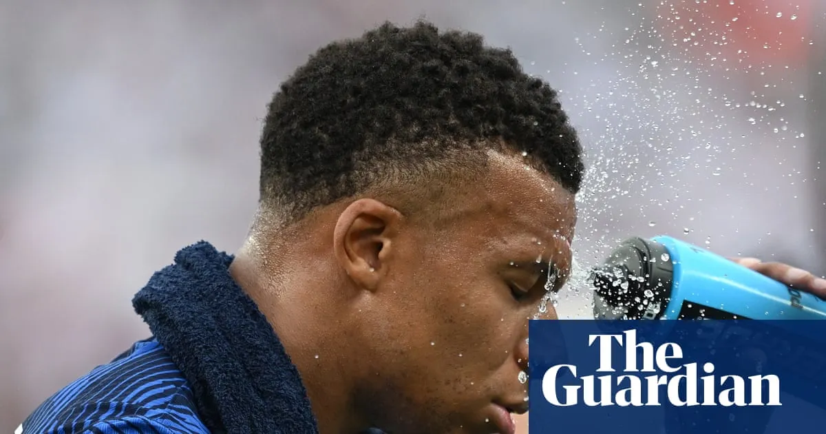 Nearly one in five World Cup matches reached heat levels players’ union warns against