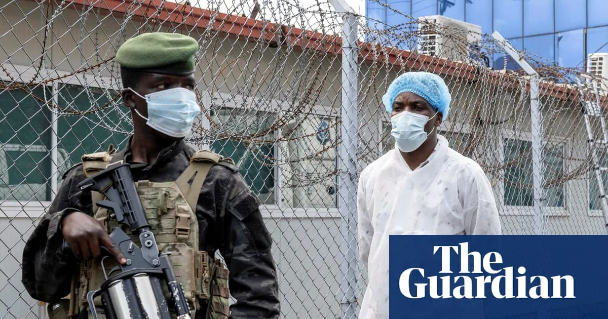 Seven Americans quarantining at Kenya Ebola facility after US travel ban, says aid group