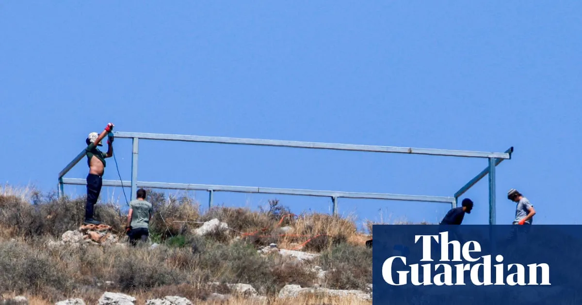 Israeli ministers announce plans for new illegal settlements in Gaza and West Bank