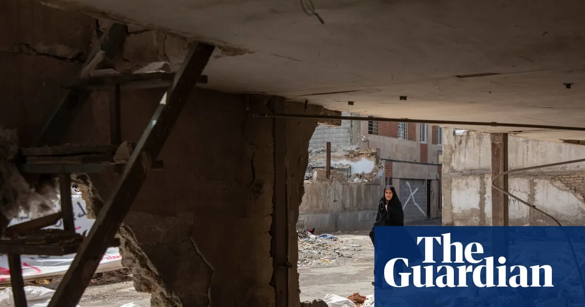 Why is Trump risking midterm disaster by resuming an already unpopular war with Iran?