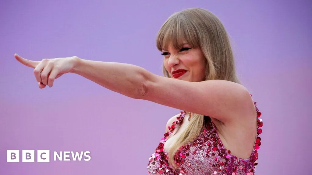 Taylor Swift makes history as she joins Songwriters Hall of Fame