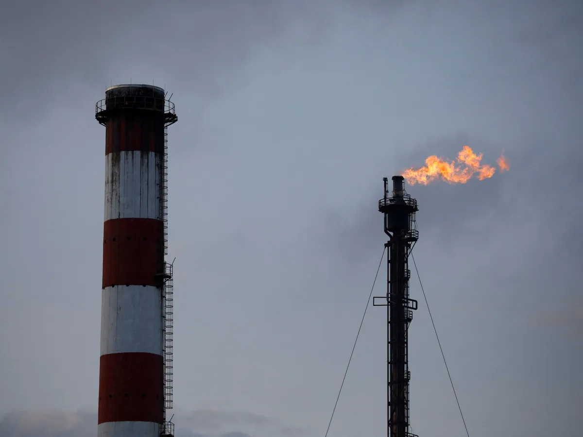 EU pauses methane penalties amid energy crisis, US pressure