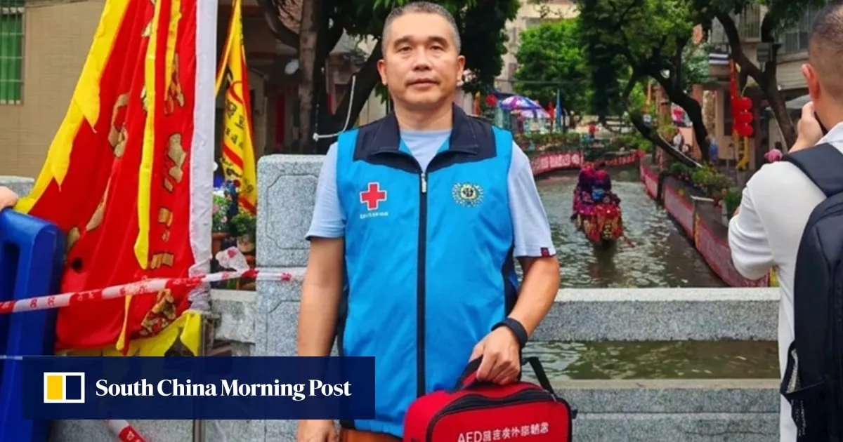 Chinese ride-share driver answers emergency calls, rushing to scenes to save lives