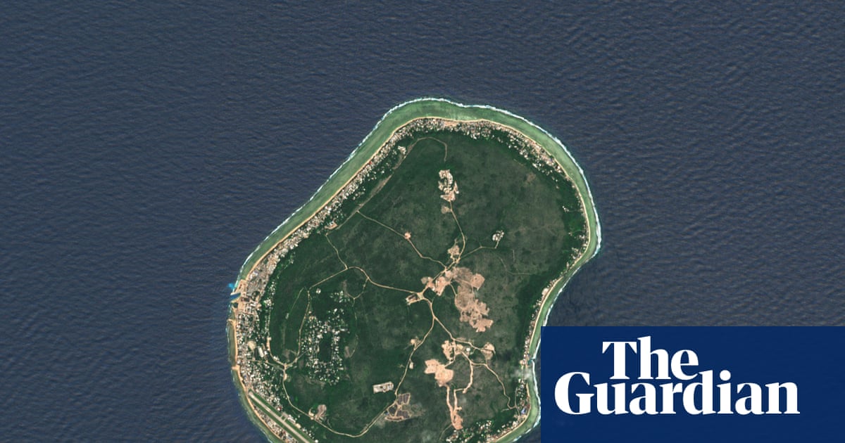 ‘Day by day I lose weight’: asylum seekers on Nauru get $115 a week, but a bag of grapes costs $20