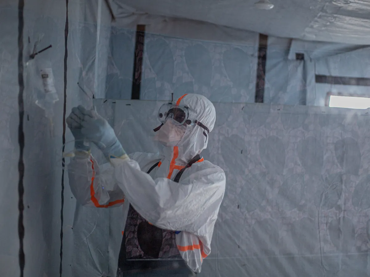 Nearly 1,000 people have died from Ebola in DR Congo