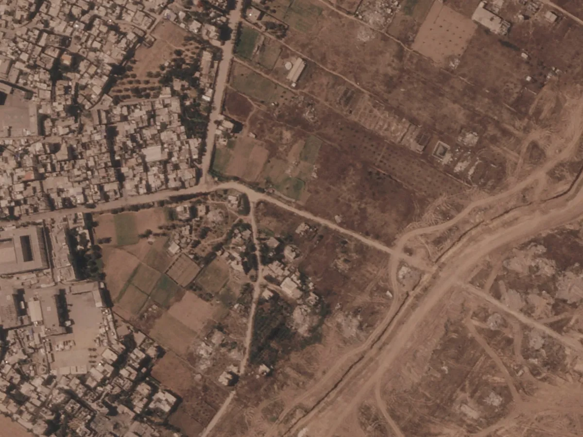 Israel building earthen barrier in Gaza to entrench division of the enclave