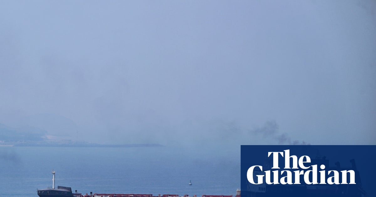 Oil price passes $100 a barrel again as Middle East conflict escalates