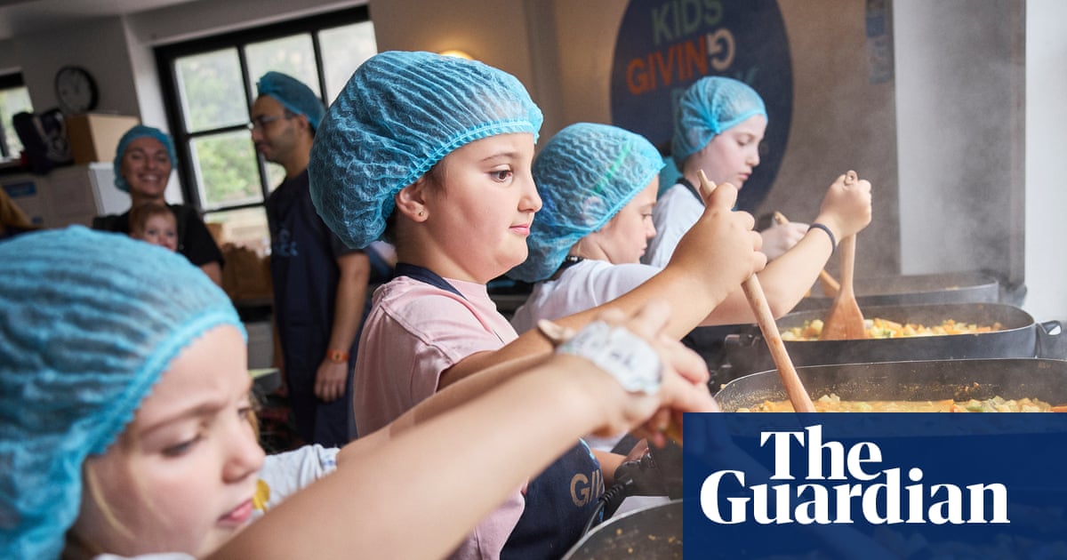 Children cook meals for needy and mourners lay wreaths for Bondi attack victims on national day of mourning