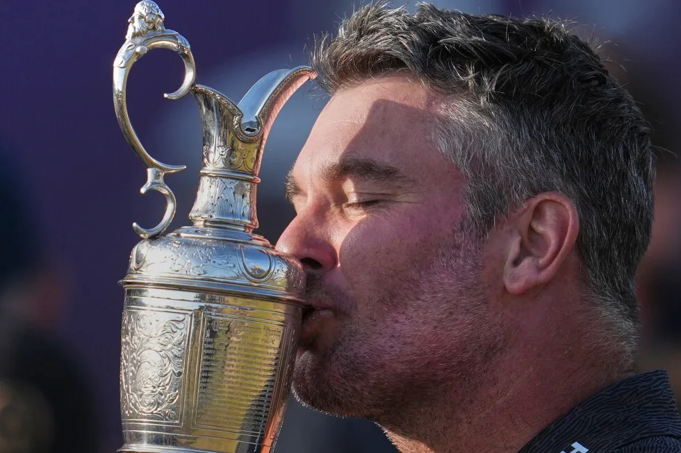 British Open winner Ryan Fox arrives back in New Zealand, hankering for sleep and a pie