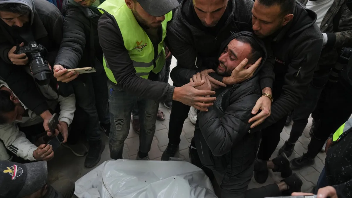 Israeli fire strikes journalists and children on one of Gaza’s deadliest days since ceasefire