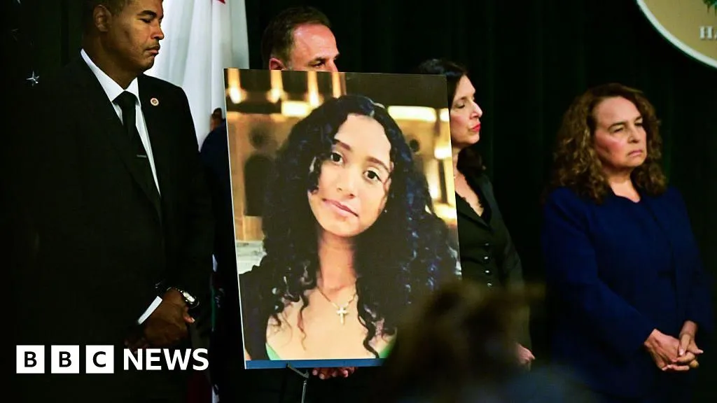 Texts reveal 14-year-old allegedly murdered by singer D4vd had pregnancy and abortion
