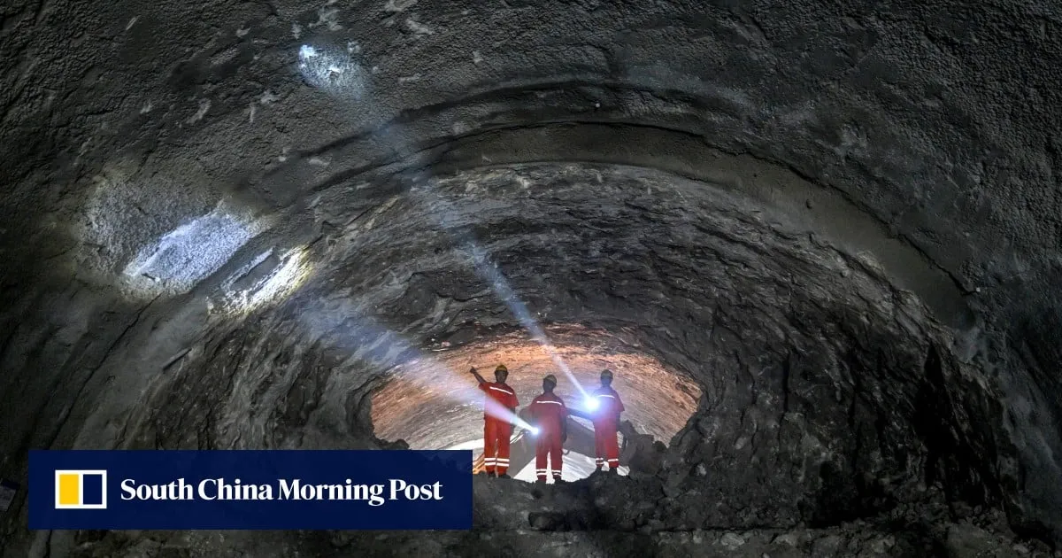 China completes first high-speed rail tunnel under the Yangtze River