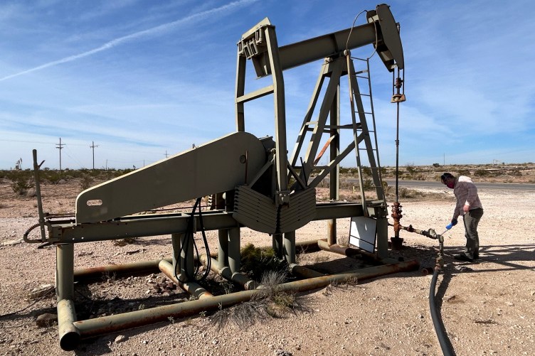 “A Fraudulent Scheme”: New Mexico Sues Texas Oil Companies for Walking Away From Their Leaking Wells