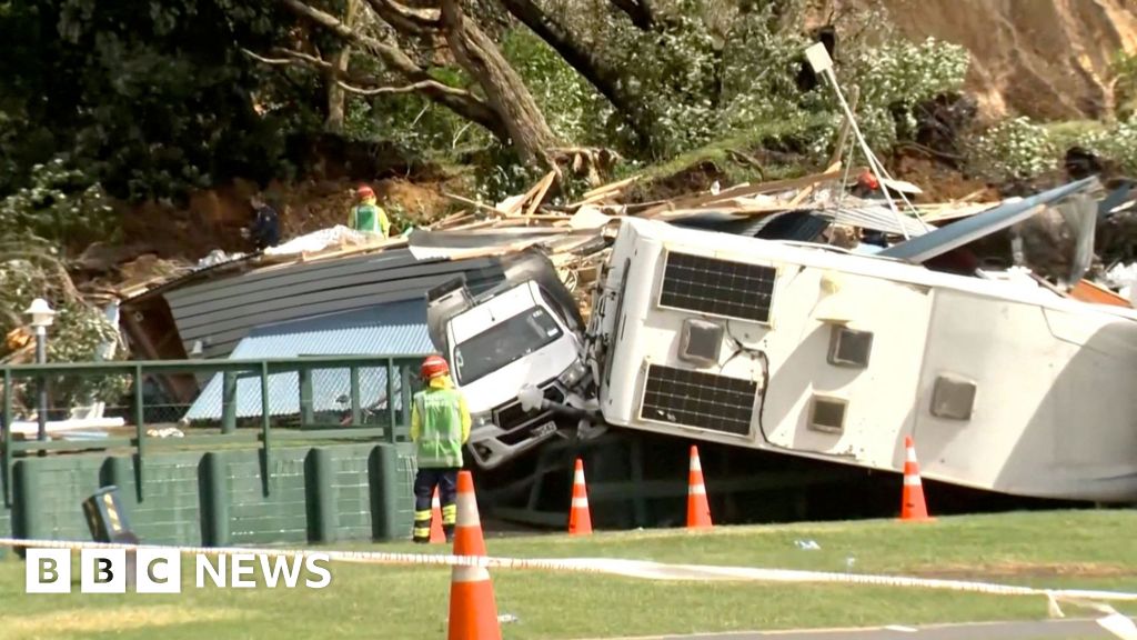 Two dead and several missing in New Zealand landslides