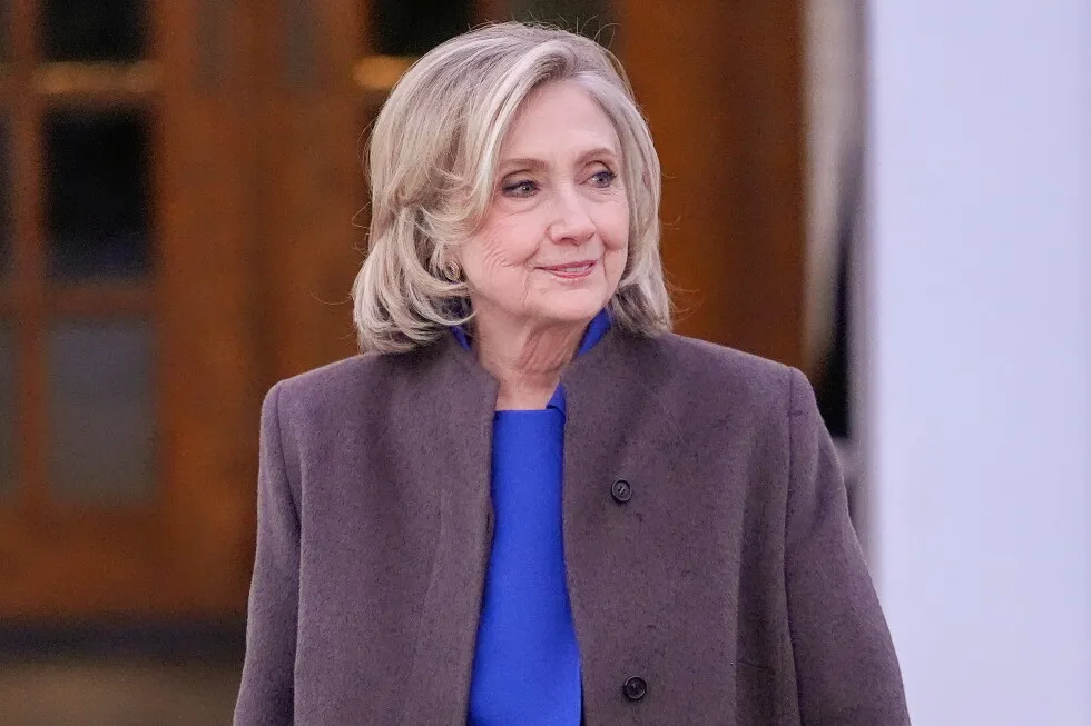 Clinton Foundation launches an institute to help state governments find nonpartisan solutions